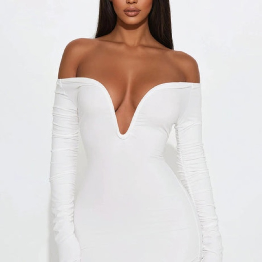 New Fashion Nova Candice Plunge Neckline Maxi Dress - White Size Large - Picture 3 of 5